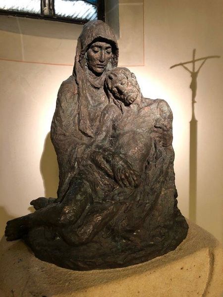 Datei:Pieta StKonrad Gedächtniskirche.jpg