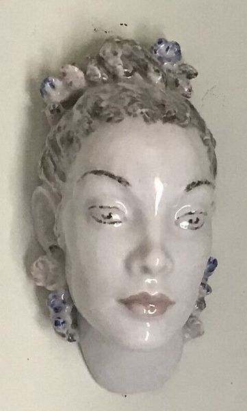 Datei:Rosenthal Maske 5060 LoreFriedrichGronau.jpg