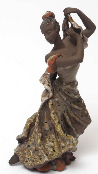 Datei:6802 KarslruherMajolika Tänzerin LFG.jpg