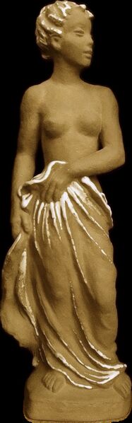 Datei:6349 KarlsruherMajolika Halbakt stehend LFG.JPG