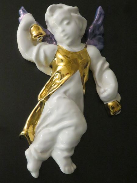 Datei:6615 KarlsruherMajolika Engel Glocke LFG.jpg